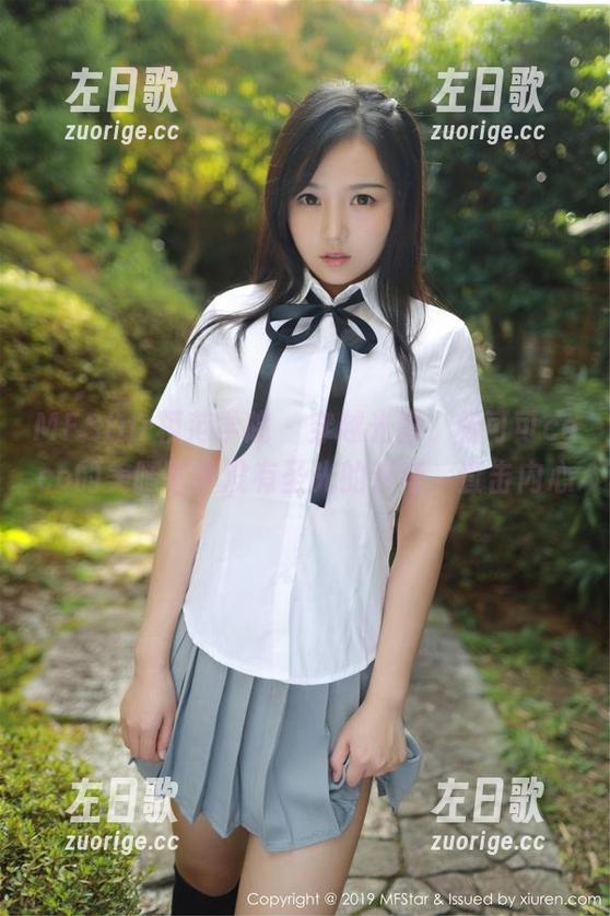 MFStar模范学院 - 穿越光影，杨可可coco的美腿写真没有圣光的浮夸，直击内心