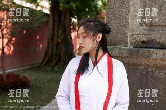 MiiTao蜜桃社 - 进入琉璃lily的制服合集，都是在网盘里潜伏的小惊喜