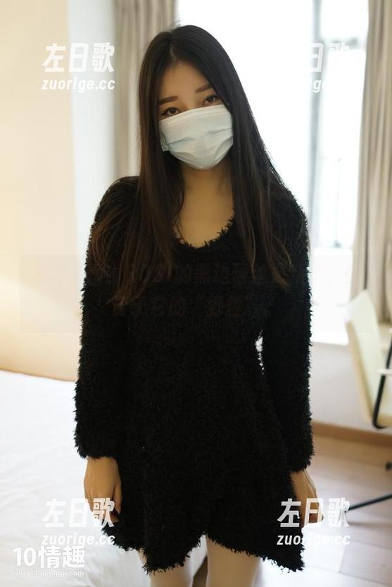 ROSI口罩 发现了没?ROSI的黑边蕾丝更新了,惊讶于它的“野性”。