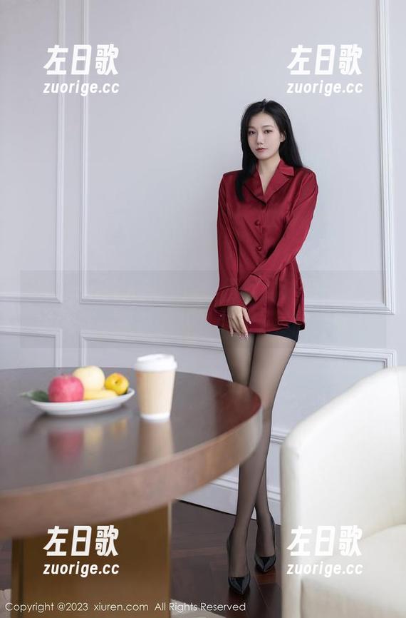 Xiuren秀人网-盼盼玉奴 Xiuren秀人网 - 盼盼玉奴的泳池写真,随便一张都能引发小几十秒的静默