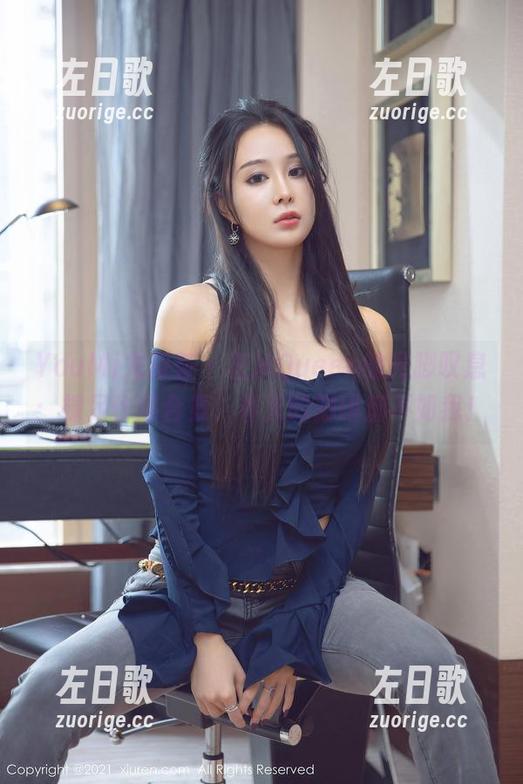 YouMi尤蜜荟-左冰Queen YouMi尤蜜荟 - 左冰Queen的光脚叹息:裸足作品合集,春天的脚印都不如我!