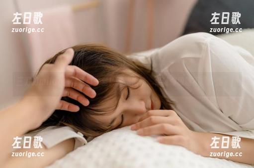 三刀刀miido白丝欢聚一堂！高清图集，保证你眼睛不“受伤”！