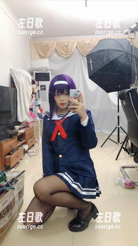 你烨烨 你烨烨的白天鹅自拍:我该好好反省自己了,这画风太美了吧。