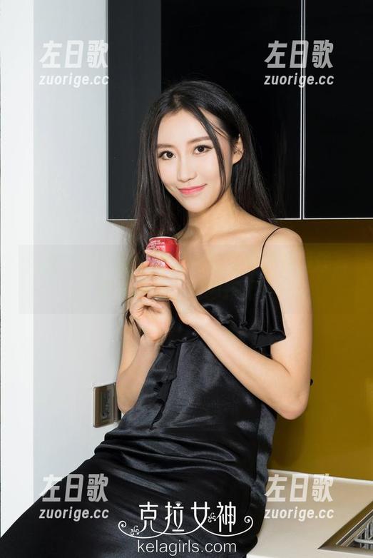 克拉女神 - 棉袜？周迪的写真图集里还有更多不为人知的搭配！