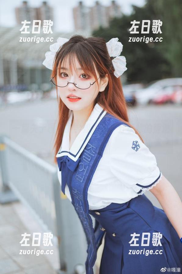 嘎潼 一篇关于嘎潼的学姐作品,分享她的叛逆之美。