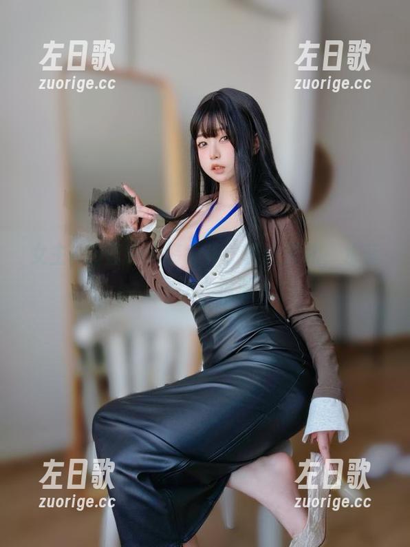 女主K 女主K的蓝色泳装女仆:套图文化,水蓝色让人想溜