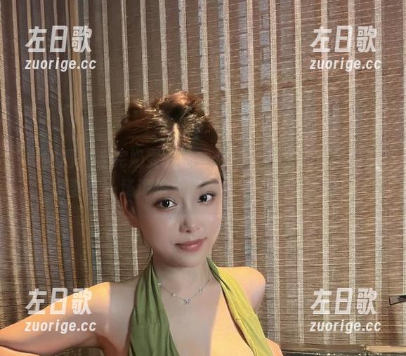 奶雯 微密圈 - 看完奶雯的泳衣套图,我发现自己真的需要来一场海滨大冒险,马上分享给你!