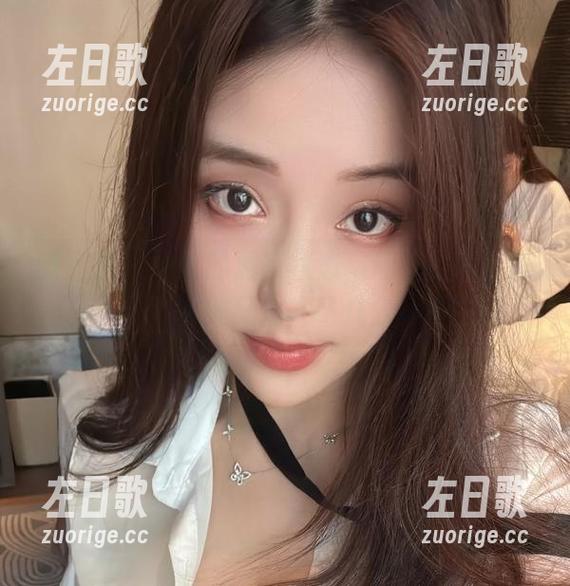 微密圈 - 奶雯的居家状态，让我的私房图片审美又提升了几分！
