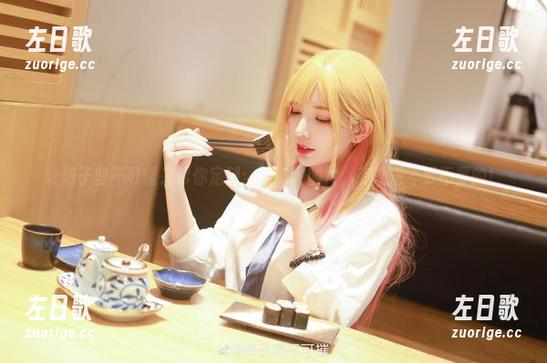 让妍子坚不可摧来帮你定制：网袜的图片，有趣得不要不要的！