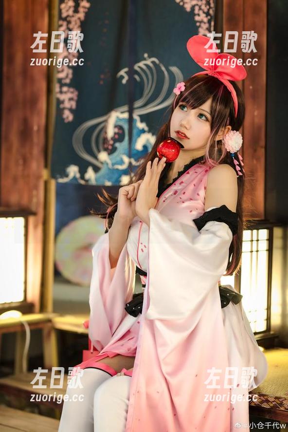 小仓千代w制服美图，精选合集，能让你脑海里自动循环成莎士比亚的诗！