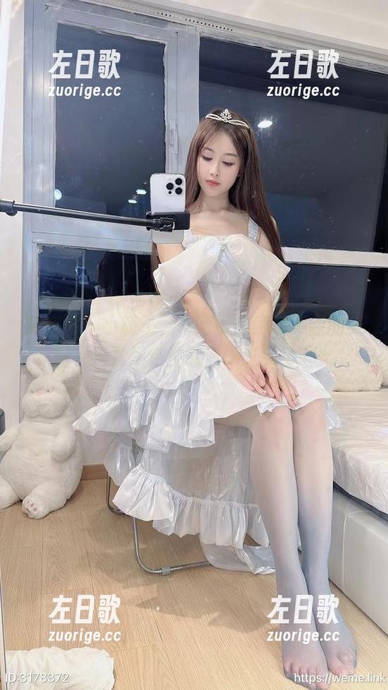 微密圈 - 小萌子，一直带来意想不到的美图，这次黑色性感你GET到了吗？