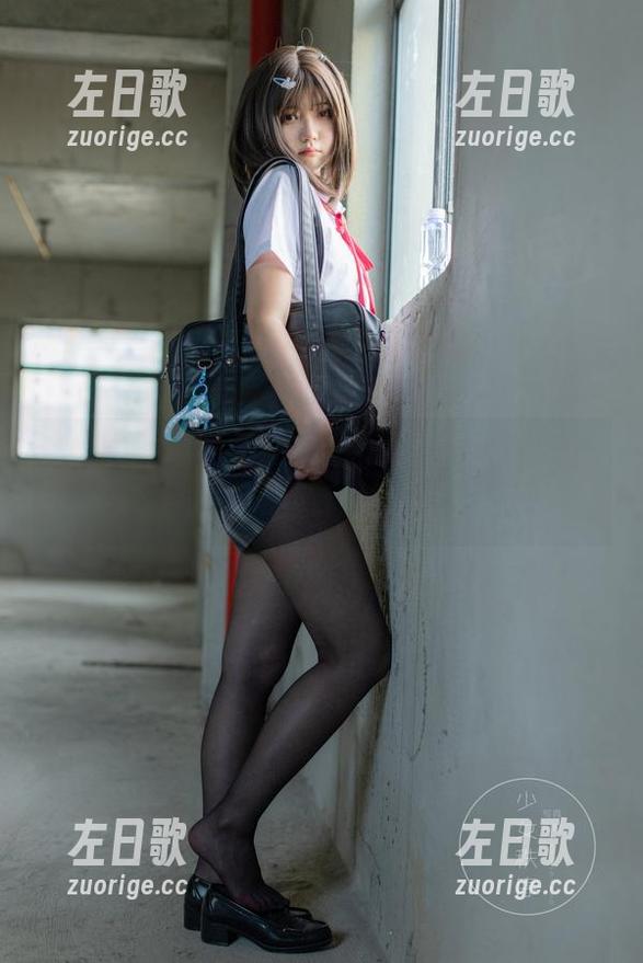 少女秩序 拿起手机,高清套图的新视野,少女秩序的白丝女仆,好像又跑偏了呢。