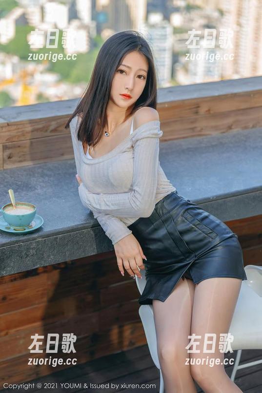 尤蜜荟-小茶茶tea 尤蜜荟 - 小茶茶tea的裤里丝写真集,高清到让人疑惑