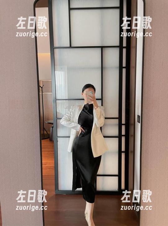 微密圈 - 免费的网洞黑丝合集，这穿搭真让人迷啊，左公子666果然会挑！