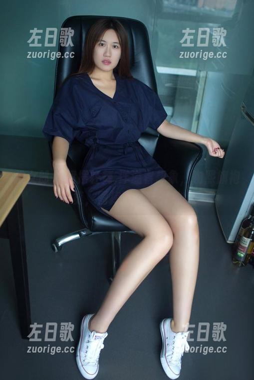 推女郎 - 裙摆轻舞,洋溢着想象，吻熙旗袍一览，图库下载全开放！