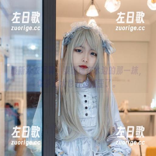 梨瑾瑾 最新泳衣写真,梨瑾瑾在水边的那一抹,似乎连水也开始腻歪了。
