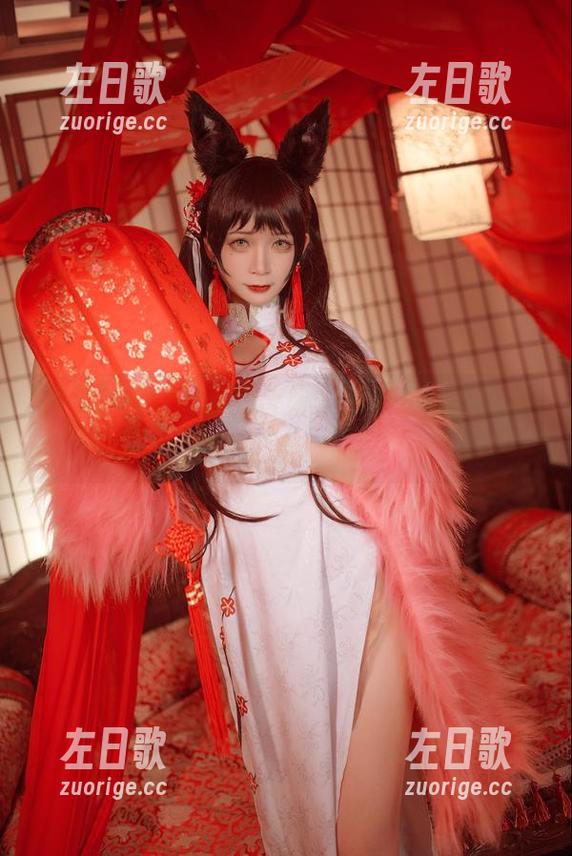樱落Selena圣诞合集，意外走心的自拍也许正合你心意