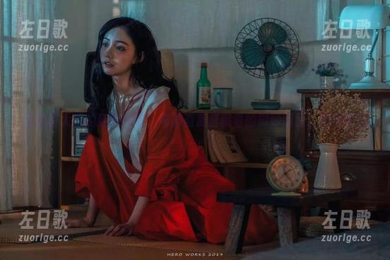 洛丽塔大哥的红色内衣，高清画质里藏着的微妙暗示，不得不说…