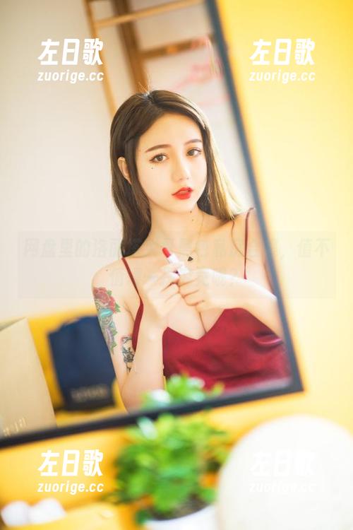 网盘里的洛丽塔大哥黑色私房合集，值不值得一探究竟呢？