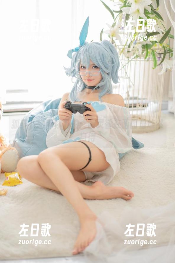 狐萝卜呦带你私拍：幽灵鲨在画面里悠然自得