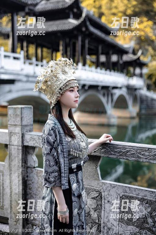 秀人网 - 制服合集：Cherry樱桃酱的长期项目，能不能给我一份副本？