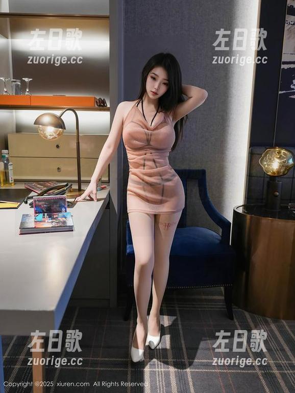 秀人网 - «周思乔Betty的瑜伽课：免费试用，练成树状开花，不用担心掉叶子！合集哦»