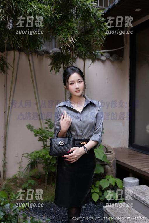 秀人网-沐沐baby 秀人网 - 从容不迫的沐沐baby修女:精心挑选的图包,宛如一场静谧的晨祷