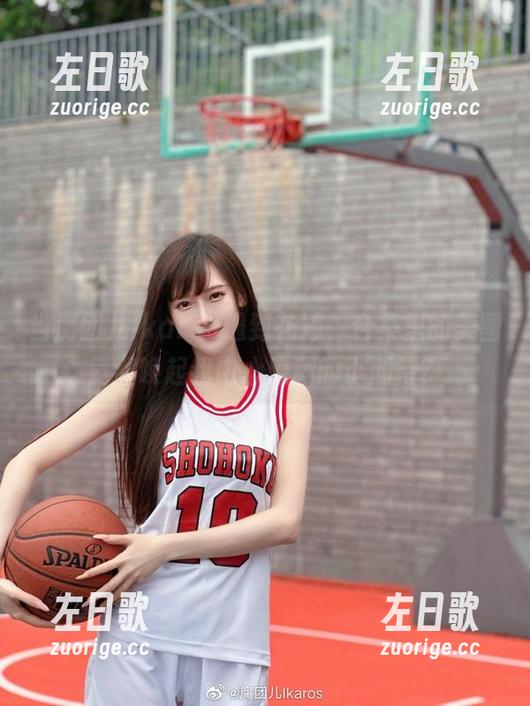 腐团儿Ikaros 当腐团儿Ikaros遇到花嫁,合集里的美图竟然唤起我内心隐藏的小期待?