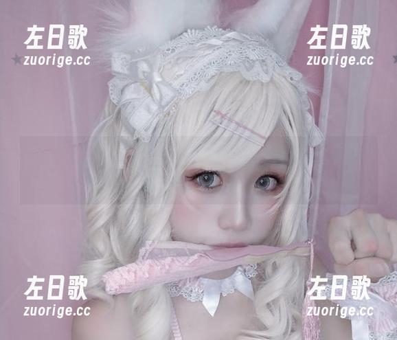 芊川一笑MNK 芊川一笑MNK再度更新,体操服成了新宣传通行证