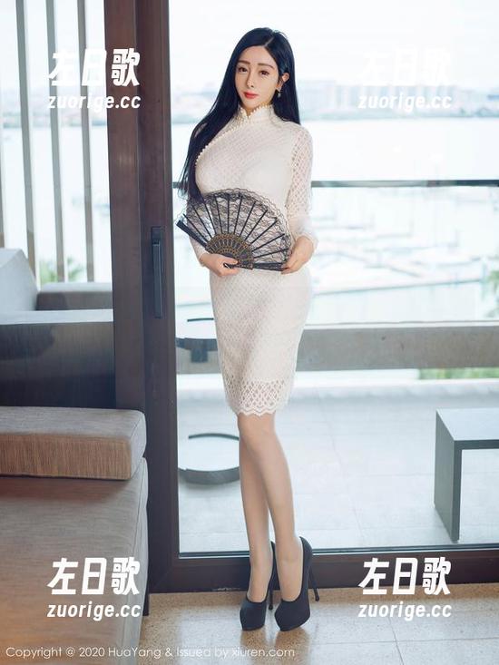 花漾show-张思允Nice 花漾show - 张思允Nice的图册:每一件礼服都在悄悄讲自己的八卦。