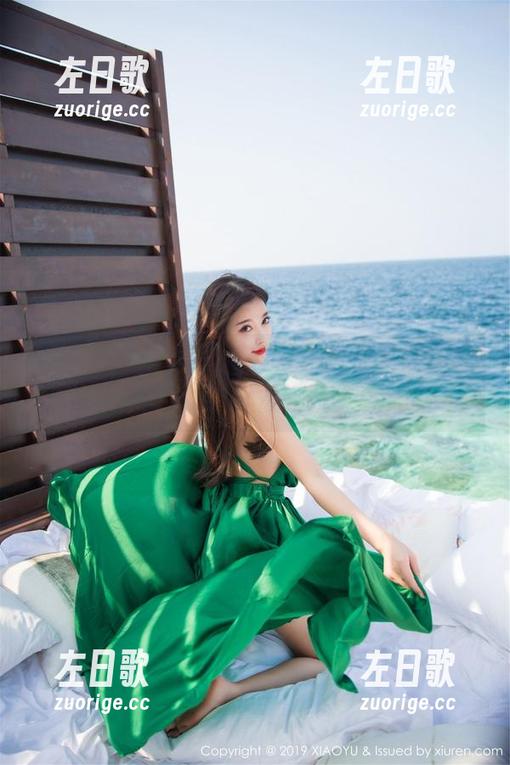 语画界-徐莉芝Booty 语画界 - 灰丝里的小细节——徐莉芝Booty精选,不得不点!