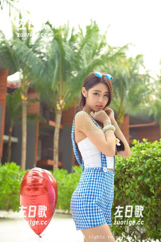青豆客-刘奕宁Lynn 青豆客 - 刘奕宁Lynn的妹妹!此图集可判断你是否具备承受福利的能力!