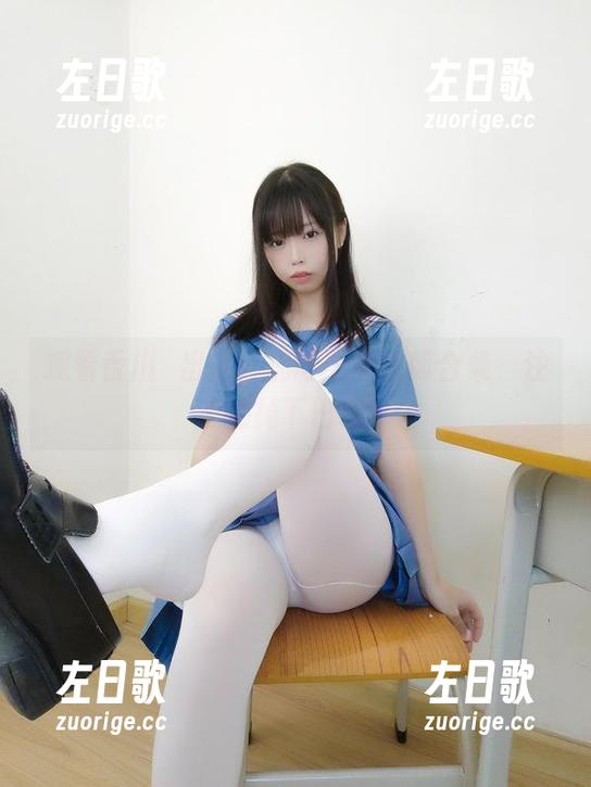 观看香川澪出品：加藤惠兔女郎合集，注意别掉下巴哦！