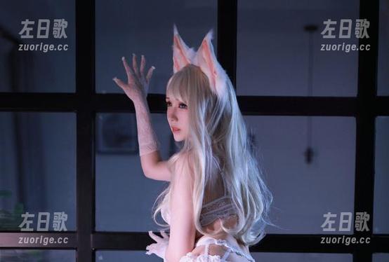 黑白御猫 黑白御猫的新作更新:眼镜,也能撩拨小心脏?
